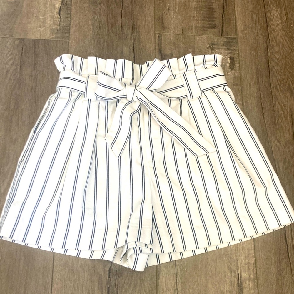 Zara high waist and tie shorts - Picture 3 of 6